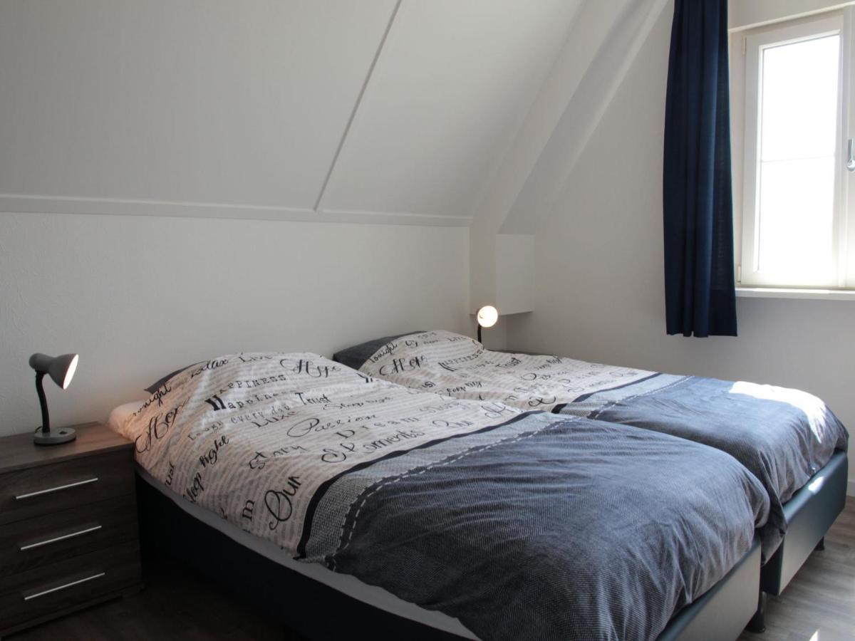 Beautiful And Spacious Villa With A Panoramic View Near The Beach Of Cadzand Exterior foto