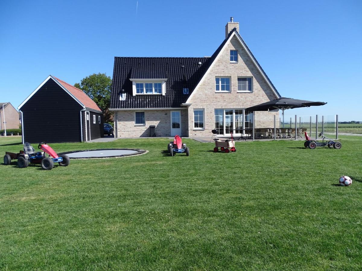 Beautiful And Spacious Villa With A Panoramic View Near The Beach Of Cadzand Exterior foto